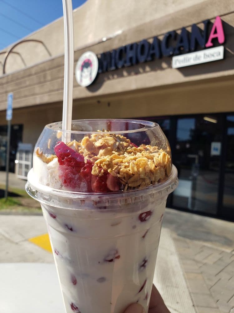 Biónicos & Fresas con Crema